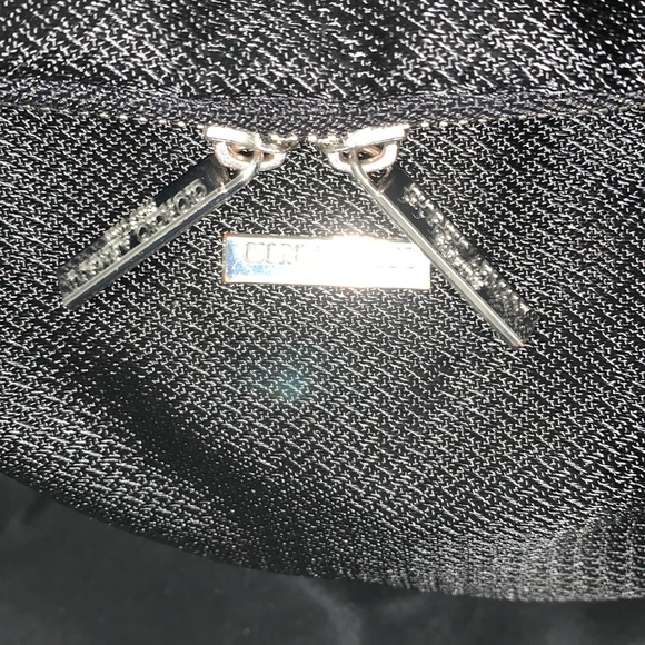 Giorgio Armani Duffle Bag with Shoulder Strap, Black in Colour - Picture 4 of 16